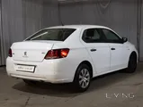 Peugeot 301 2022